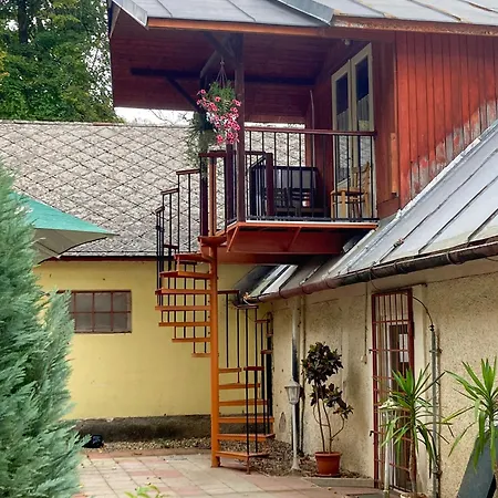 Zlaty Pav