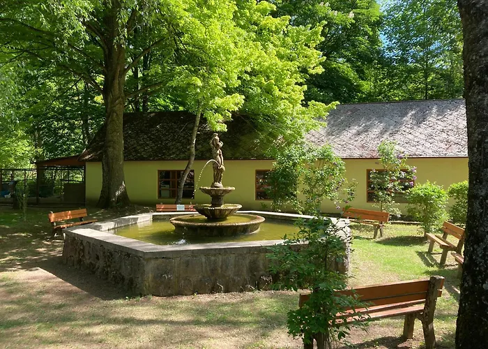 Parque de Campismo Zlatý Páv *